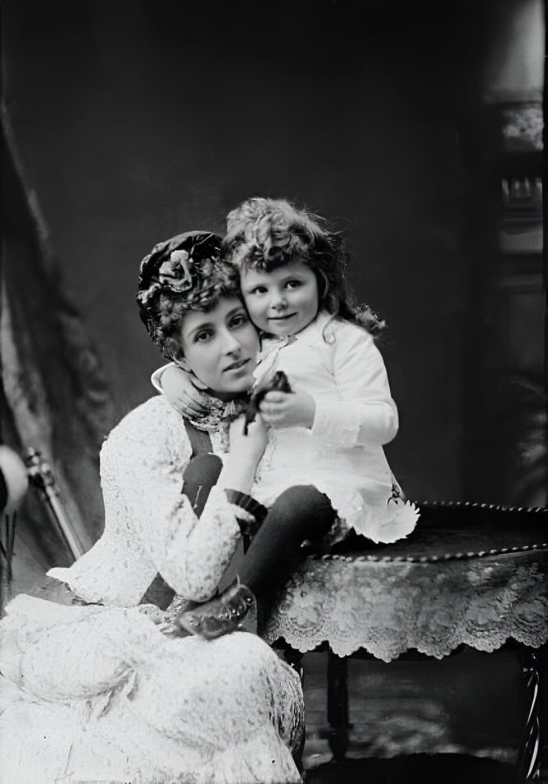 50+ Must-See Moments In History