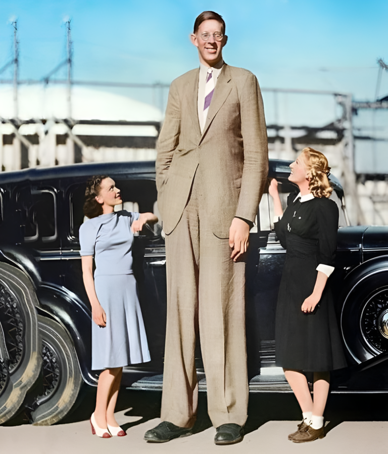 Robert Wadlow, The Tallest Man To Ever Live